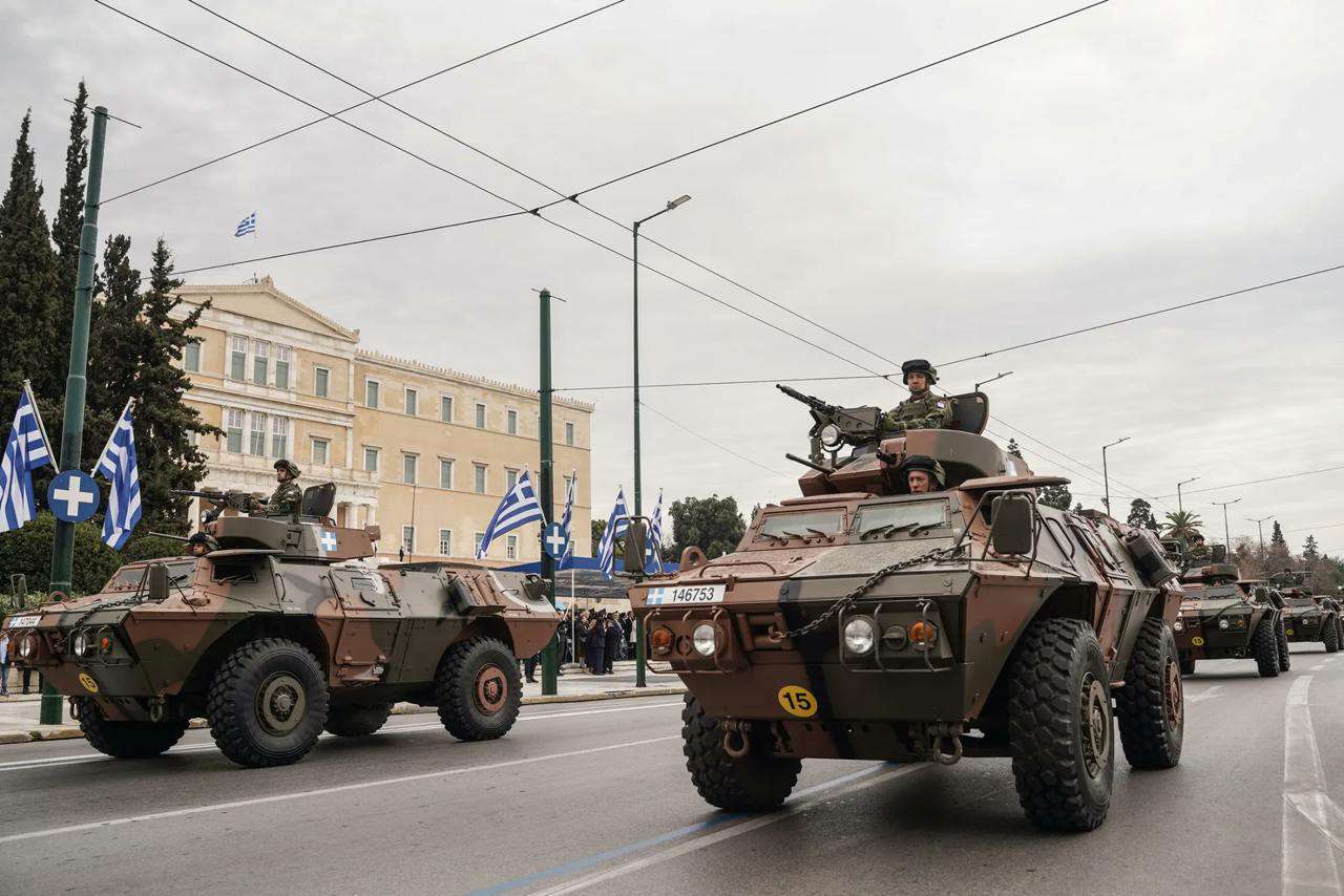 Greece unveils 25 billion euro defense plan