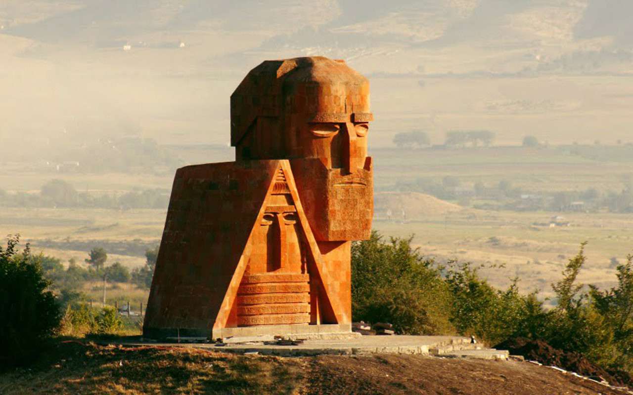 Международное сообщество не воспринимает всерьёз требование Азербайджана