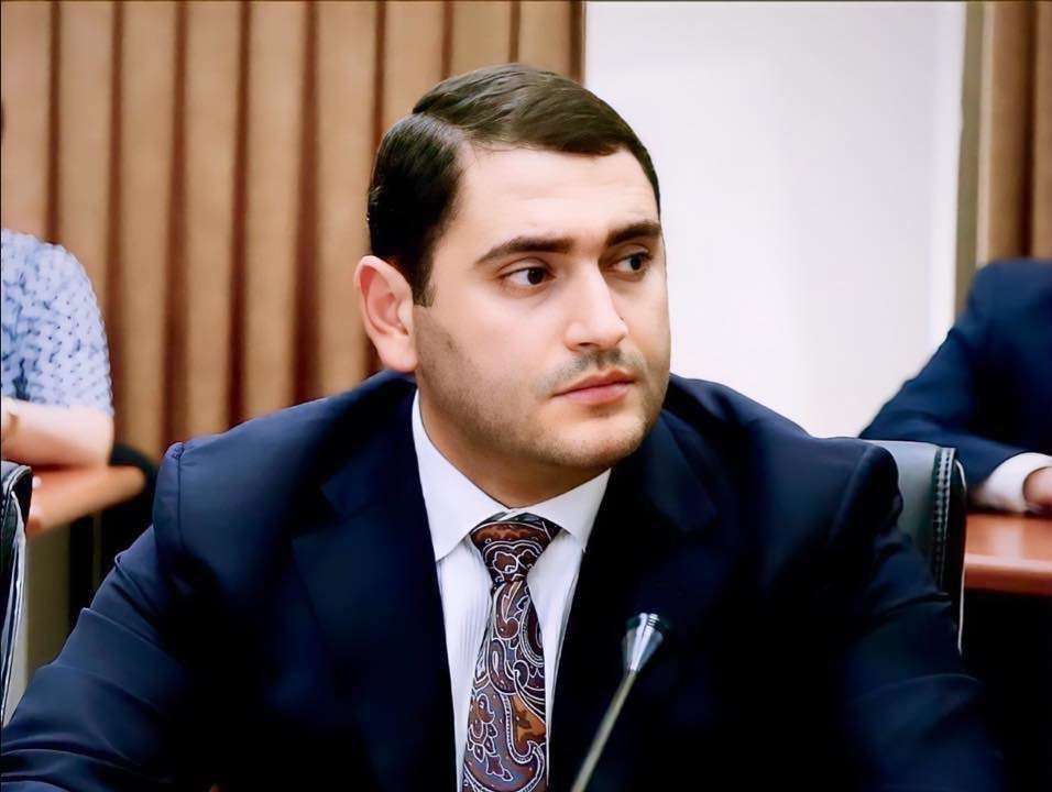 Յակով Ասատրյանն աշխատանքից ազատման դիմում է ներկայացրել