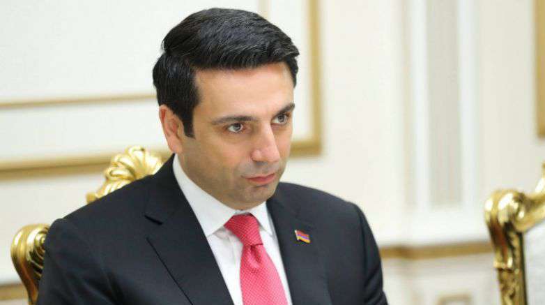 Ален Симонян ответил Левону Тер-Петросяну