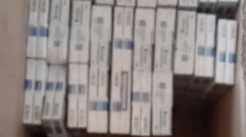 Բացահայտվել է առանց ակցիզի ծխախոտ և կեղծ օղի վաճառելու դեպք