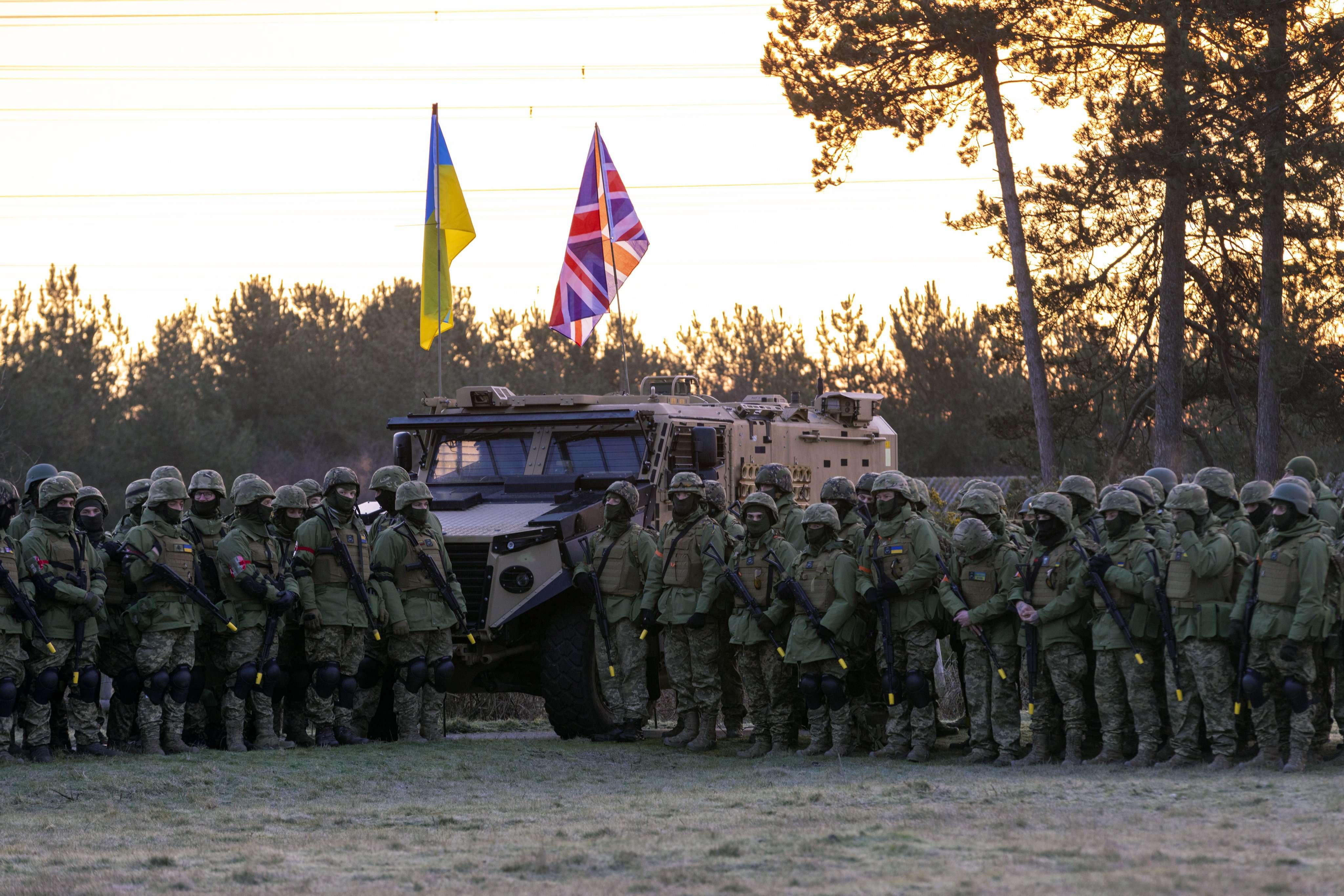 10,000 Ukrainian servicemen were trained in the UK