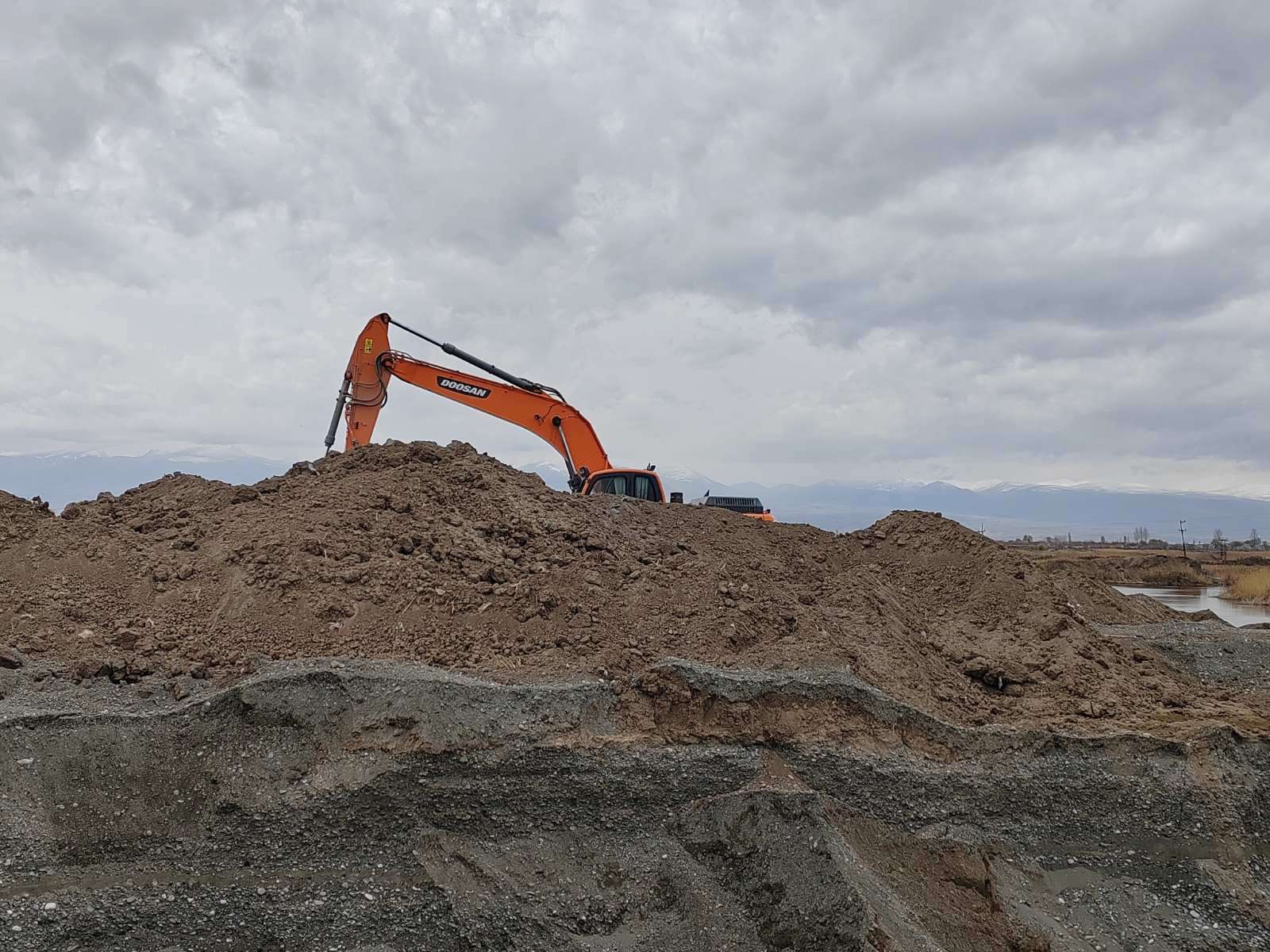 Ապօրինի ընդերքօգտագործման 22 դեպք 1-ին եռամսյակում (ԼՈՒՍԱՆԿԱՐՆԵՐ)