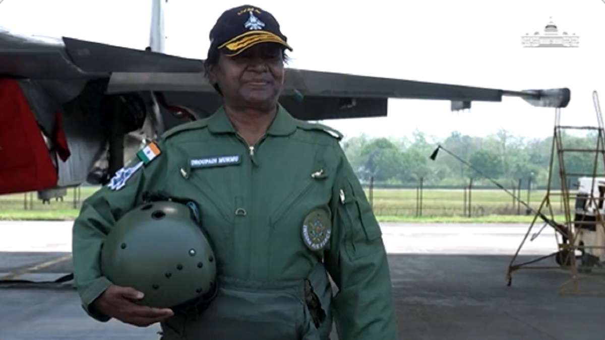 The President of India flew on SU-30М fighter jet