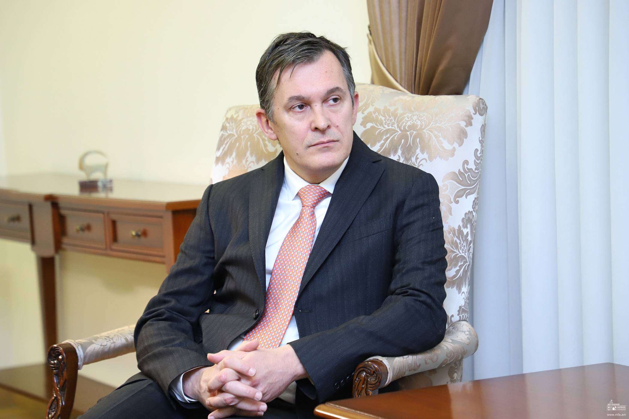 Мирзоян представил французскому сопредседателю позицию Армении по мирному соглашению