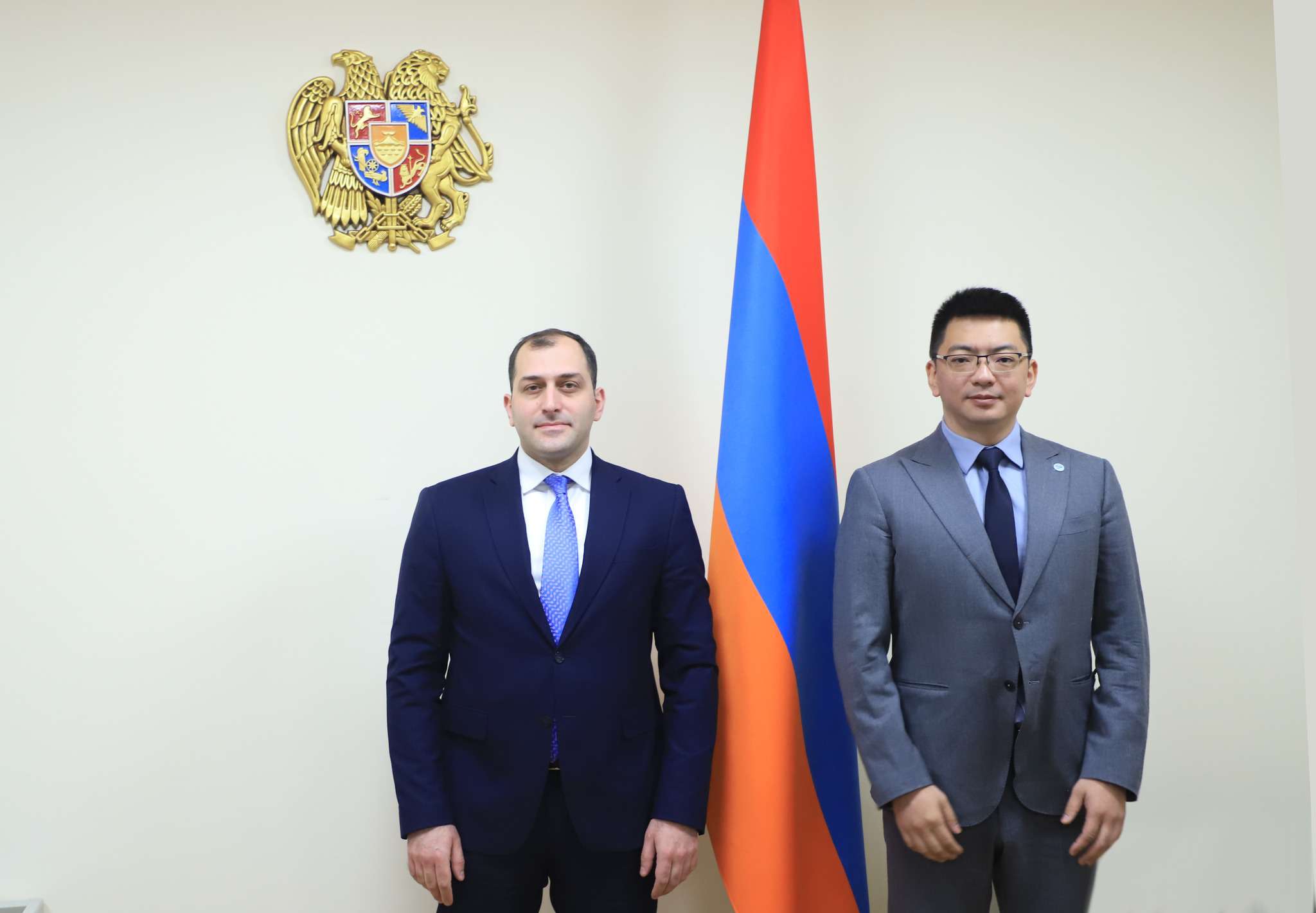 Issues of cooperation in the fields of robotics and semiconductor production were discussed with the Chinese side