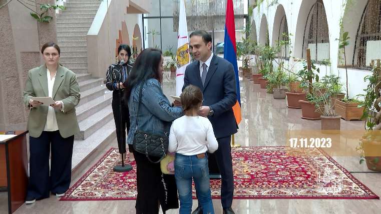 Վթարային շենքի բնակիչները նոր բնակարաններ ունեն