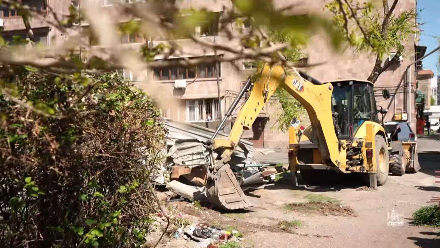 Ավտոտնակների փոխարեն՝ բարեկարգ բակ