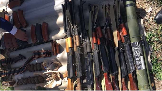 При обыске в Ереване обнаружено большое количество незаконного оружия и боеприпасов