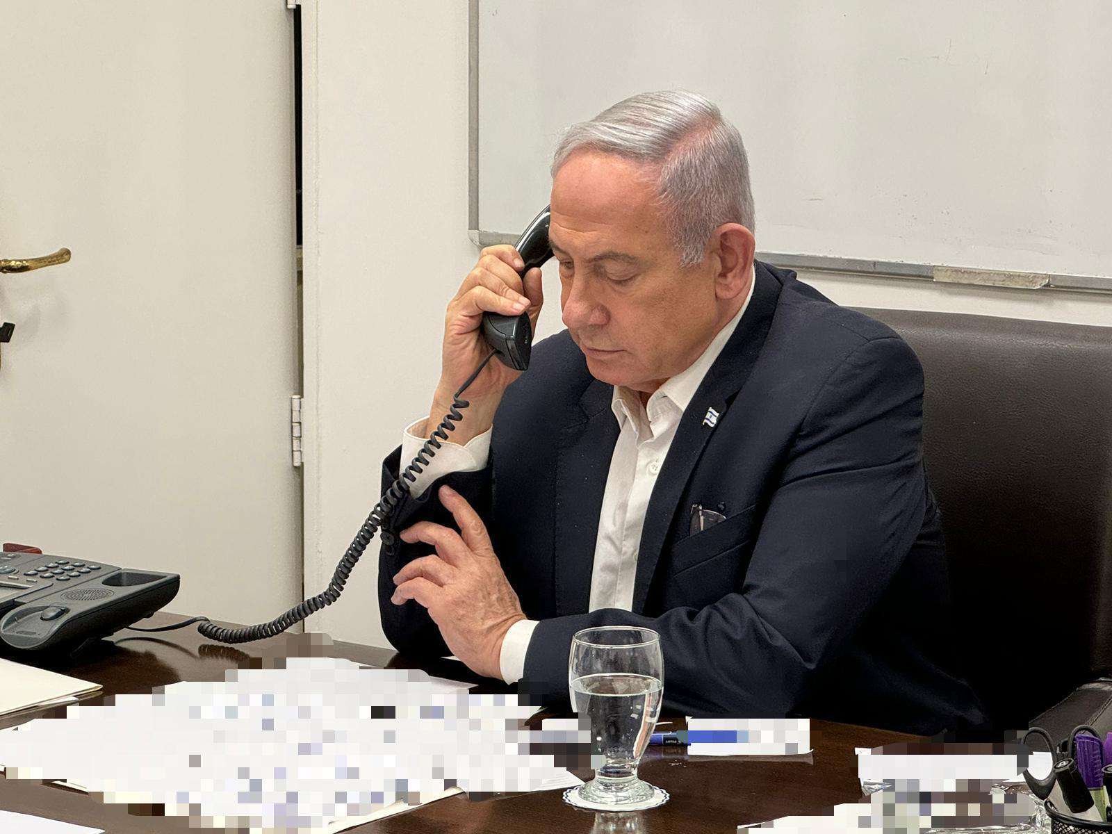 Netanyahu canceled the retaliatory strike against Iran after a phone conversation with Biden. New York Times
