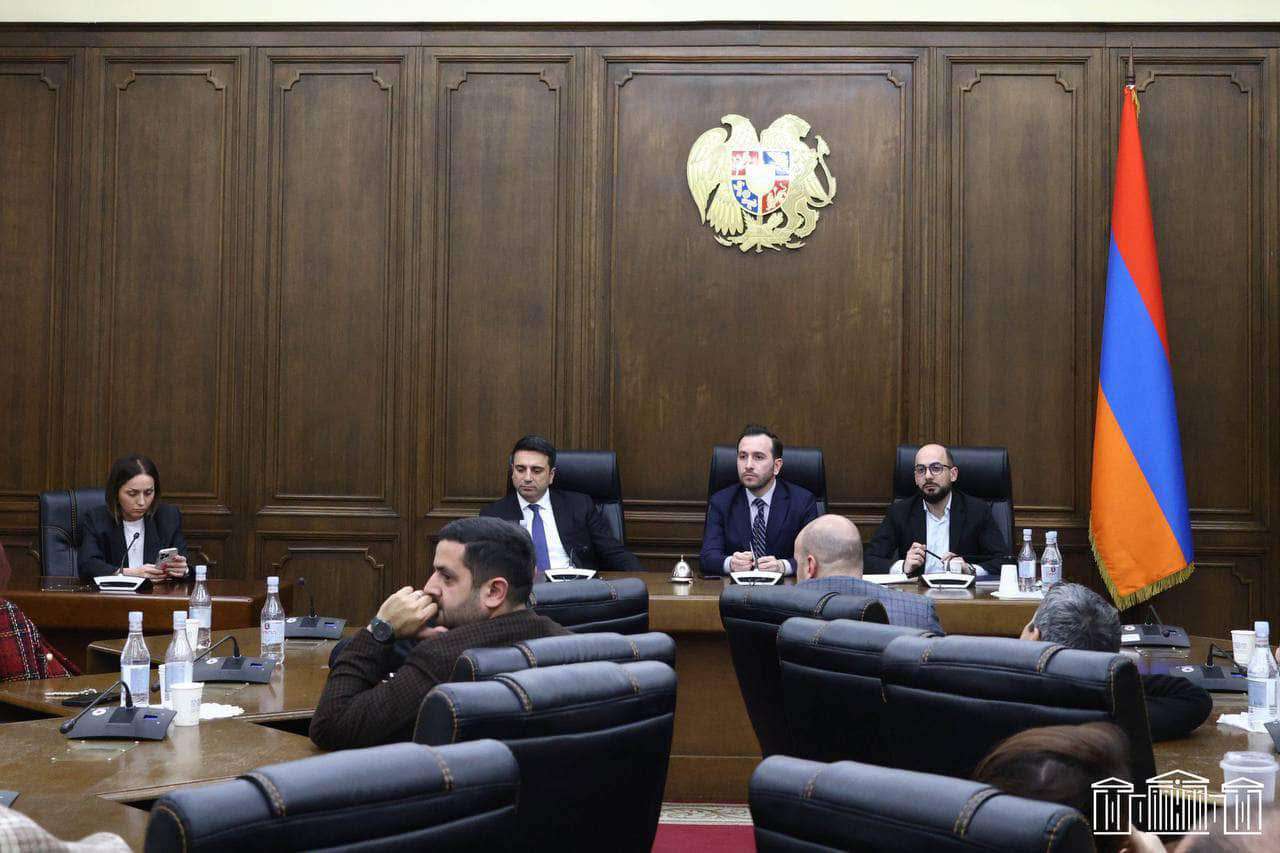 ԱԺ-ում տեղի է ունեցել ՔՊ խմբակցության նիստ