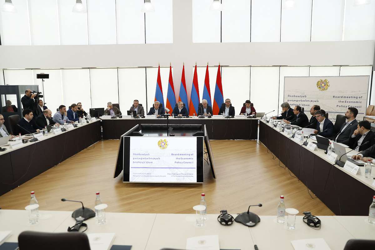 «Պիտի կարողանանք հասցեագրել այն մարտահրավերները, որոնց առաջ կանգնած է մեր երկիրը»․ վարչապետ