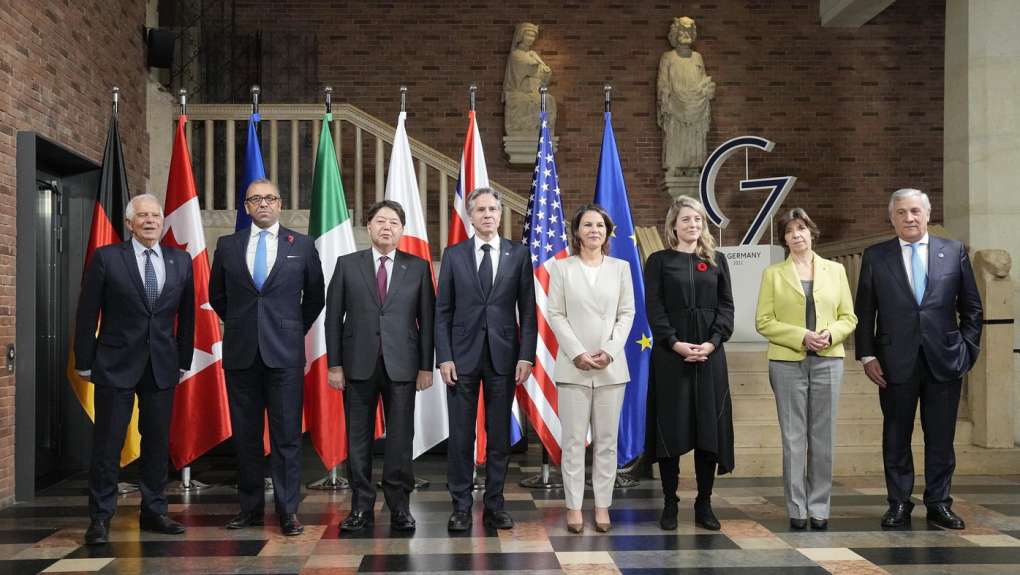 The world is at a historical turning point. Foreign Ministry of Japan