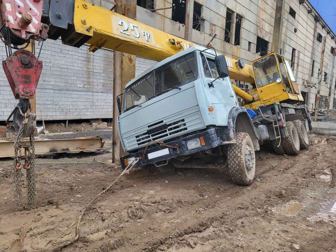 Փրկարարներն արգելափակումից դուրս են բերել ավտոկռունկը