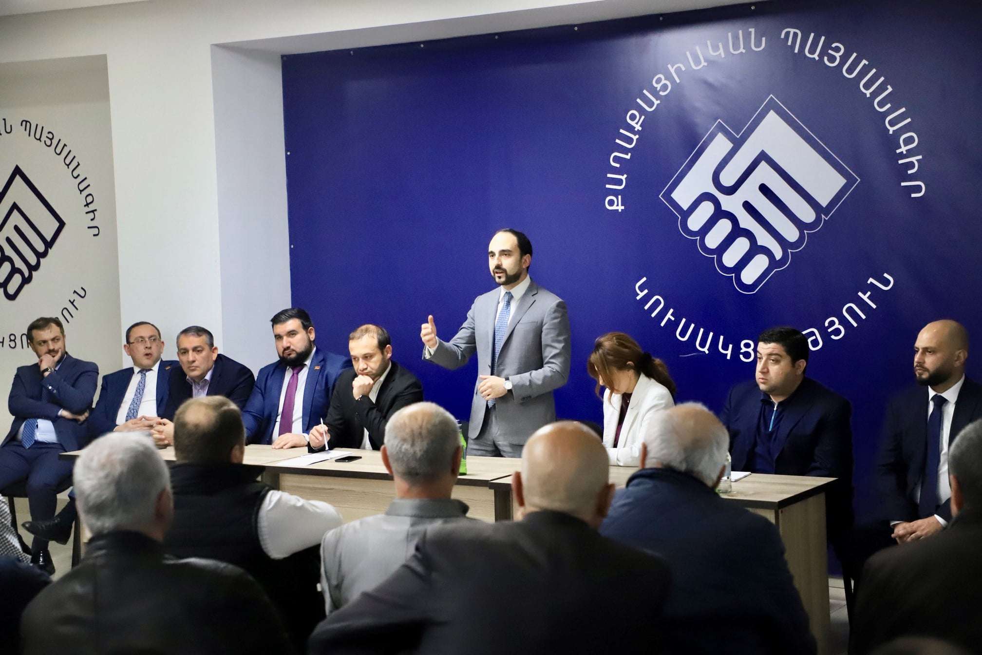 Во главе с Тиграном Авиняном были обсуждены проблемы и программы развития Еревана