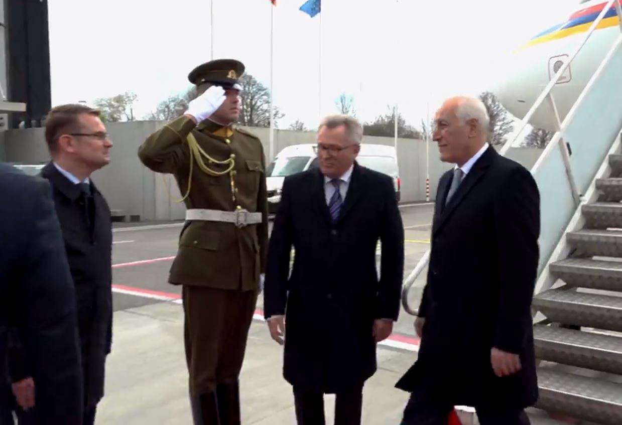 The delegation headed by the President of RA arrived in Vilnius