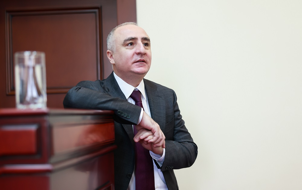 Դատախազությունն ընթացք չի տվել Խաչատրյանի՝ բնակարանը զգալիորեն էժան գնելու մասին հրապարակմանը. «Ազատություն»