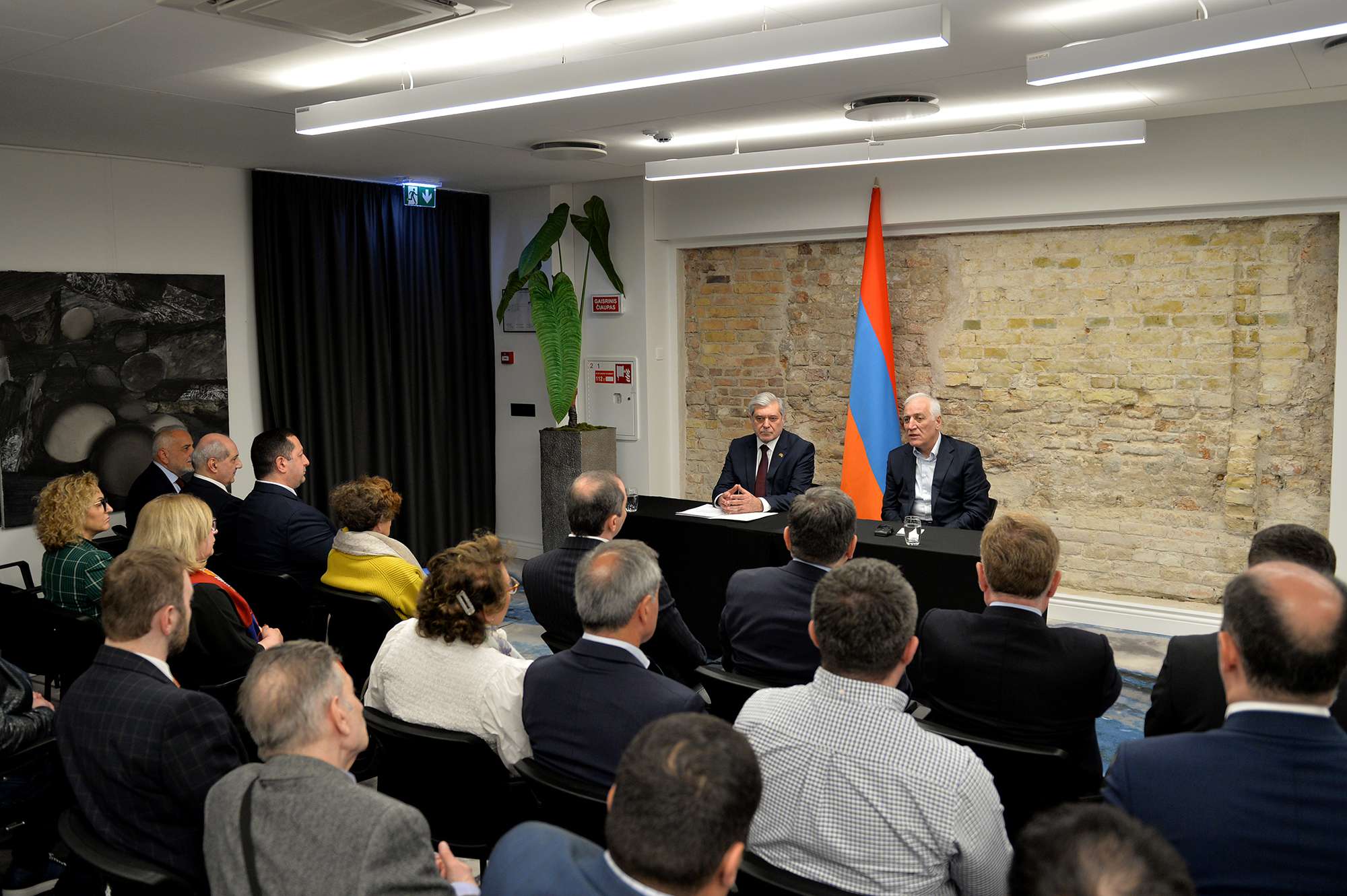 The President met the representatives of the Armenian community of Lithuania