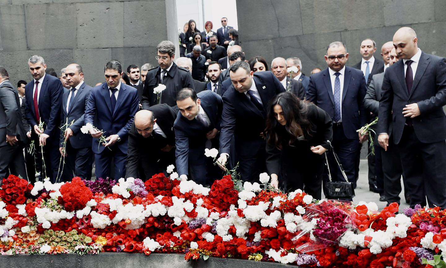 «Идея возрождения и жизни должна быть для нас сегодня основой и движущей силой». Тигран Авинян (ФОТО)