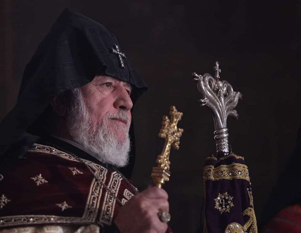 In Tsitsernakaberd, a commemoration ceremony of the victims was held under the leadership of the Catholicos