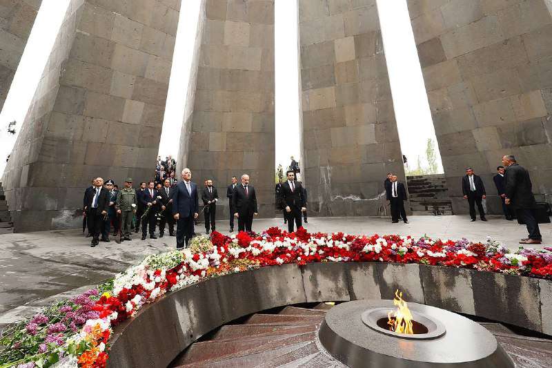 High-ranking officials paid tribute to the memory of the victims of the Armenian Genocide (PHOTOS)