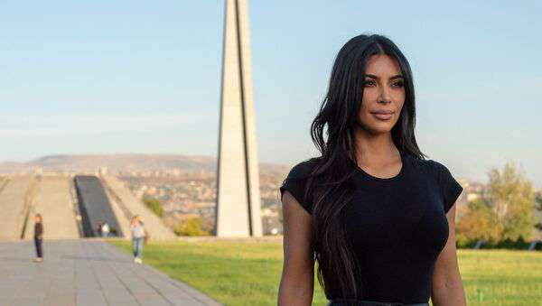 Призыв Ким Кардашьян по случаю годовщины Геноцида армян