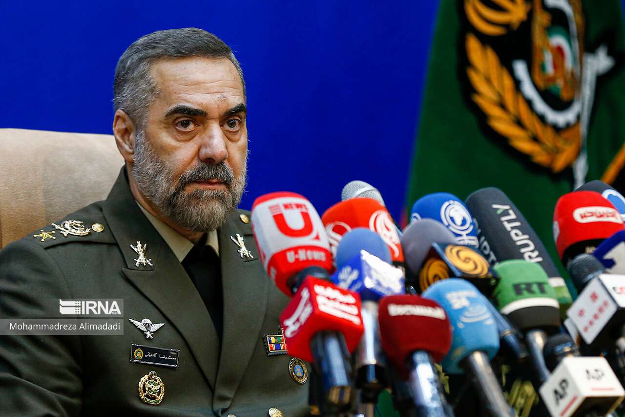 Iran's Defense Minister left for India