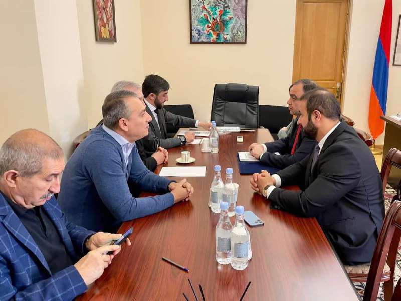 ՆԳ նախարարը պատգամավորների հետ քննարկել է պետության ներքին անվտանգությանը վերաբերող խնդիրներ