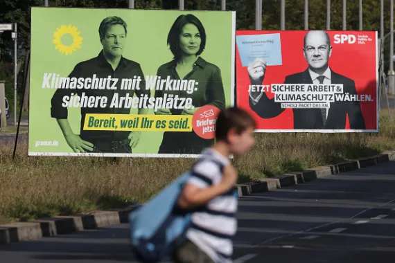 Most Germans favor increased defense spending