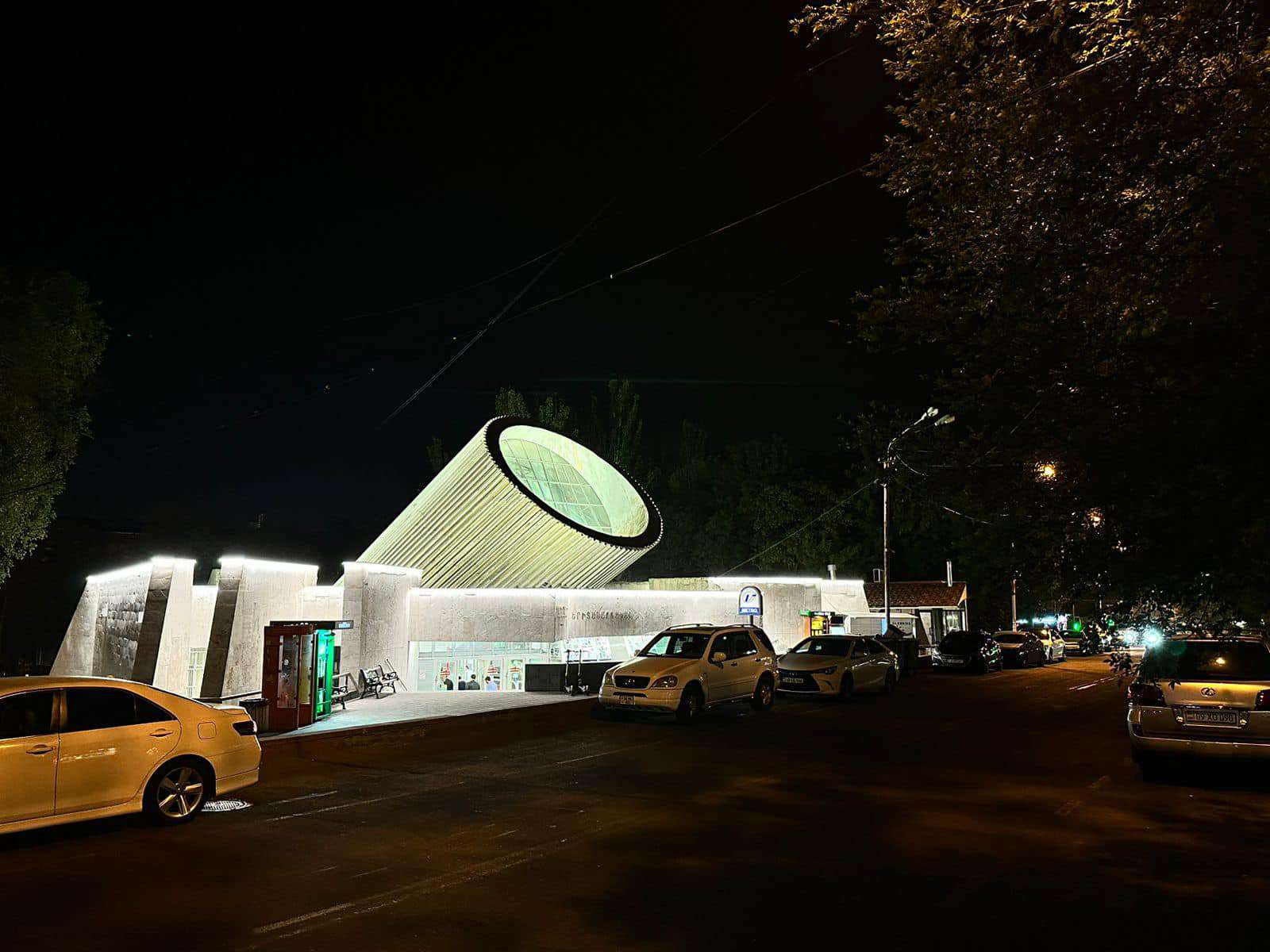 Մետրոյի «Երիտատարդական» կայարանը՝ արդիականացված աշխատանքներից հետո