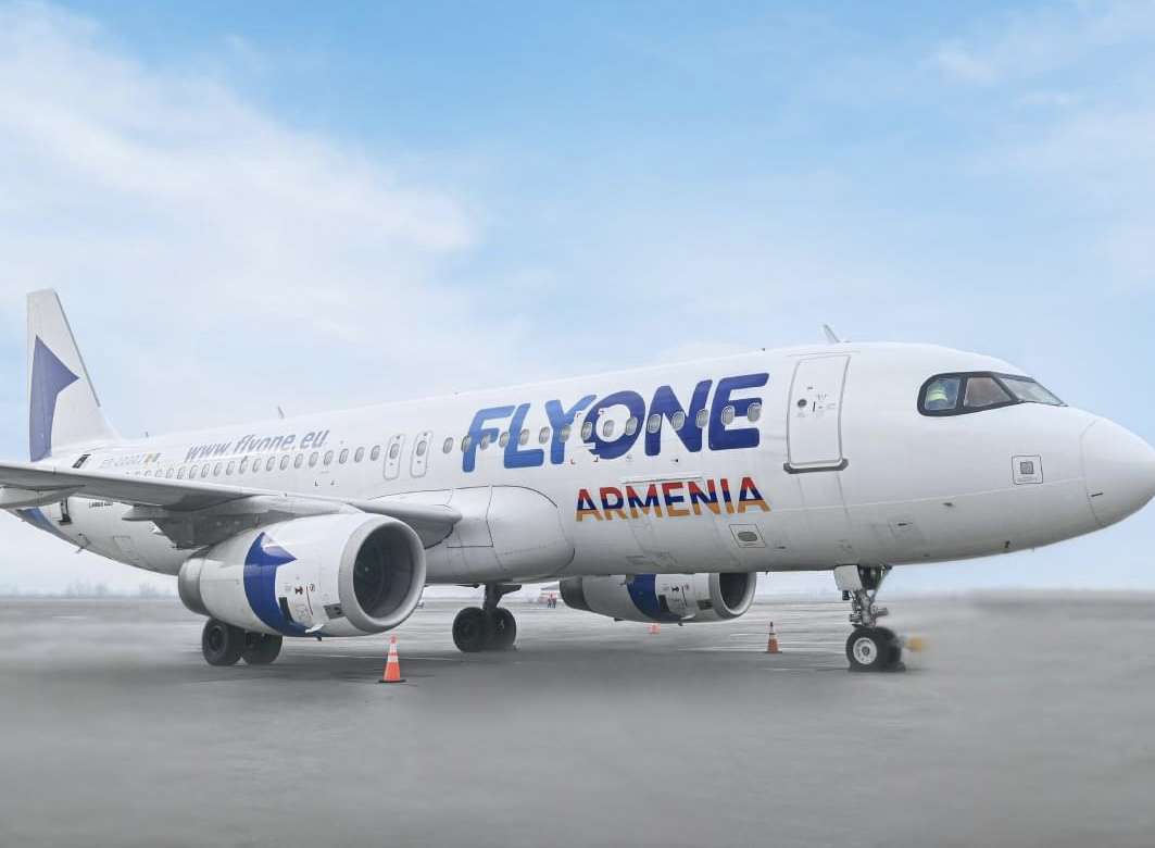 Самолет Париж-Ереван прибыл в Ереван из Кишинева