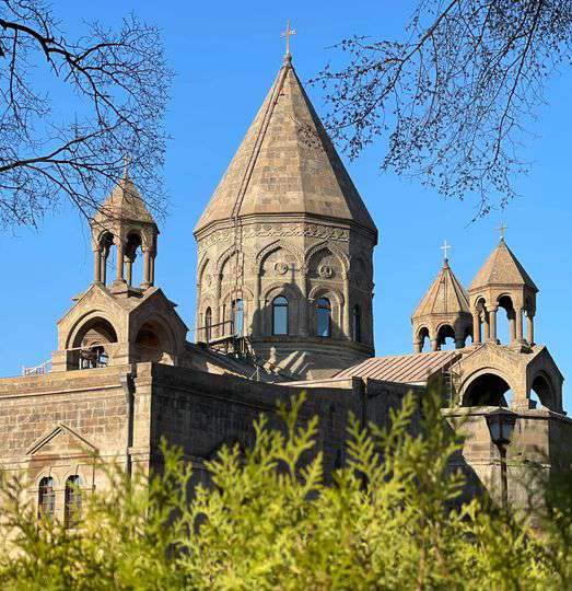 Духовенство примет участие в сегодняшнем митинге - Официальный Эчмиадзин