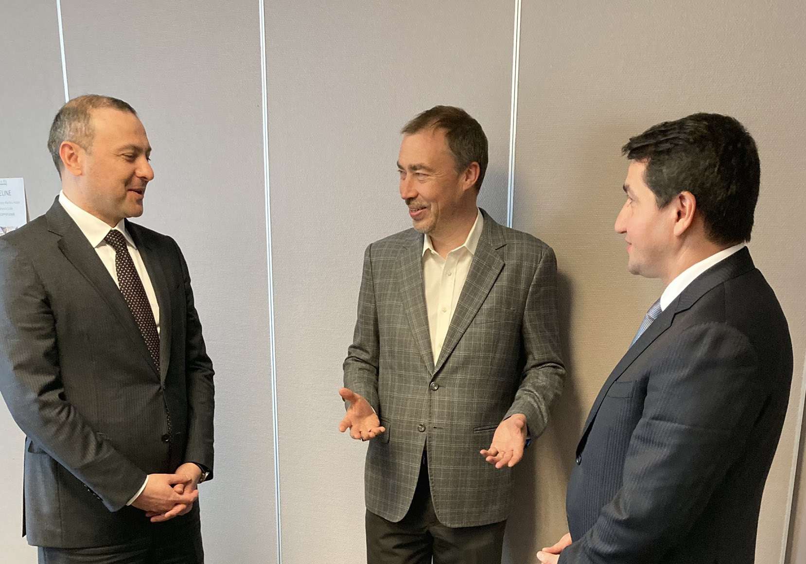 Встреча Армена Григоряна с Хикметом Гаджиевым дважды откладывалась