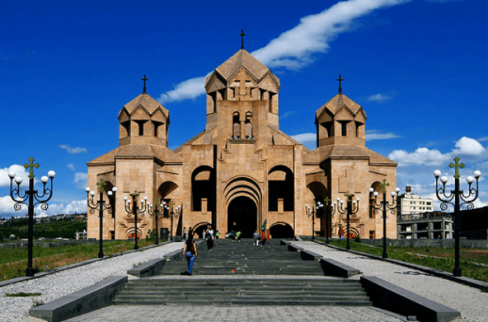 Գրիգոր Լուսավորիչ եկեղեցու դիմացի հատվածում շատրվանային համալիր կկառուցվի