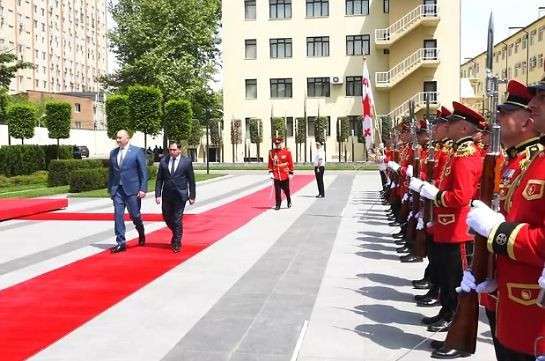 Министры обороны Армении и Грузии подписали программу военного сотрудничества на 2022 год