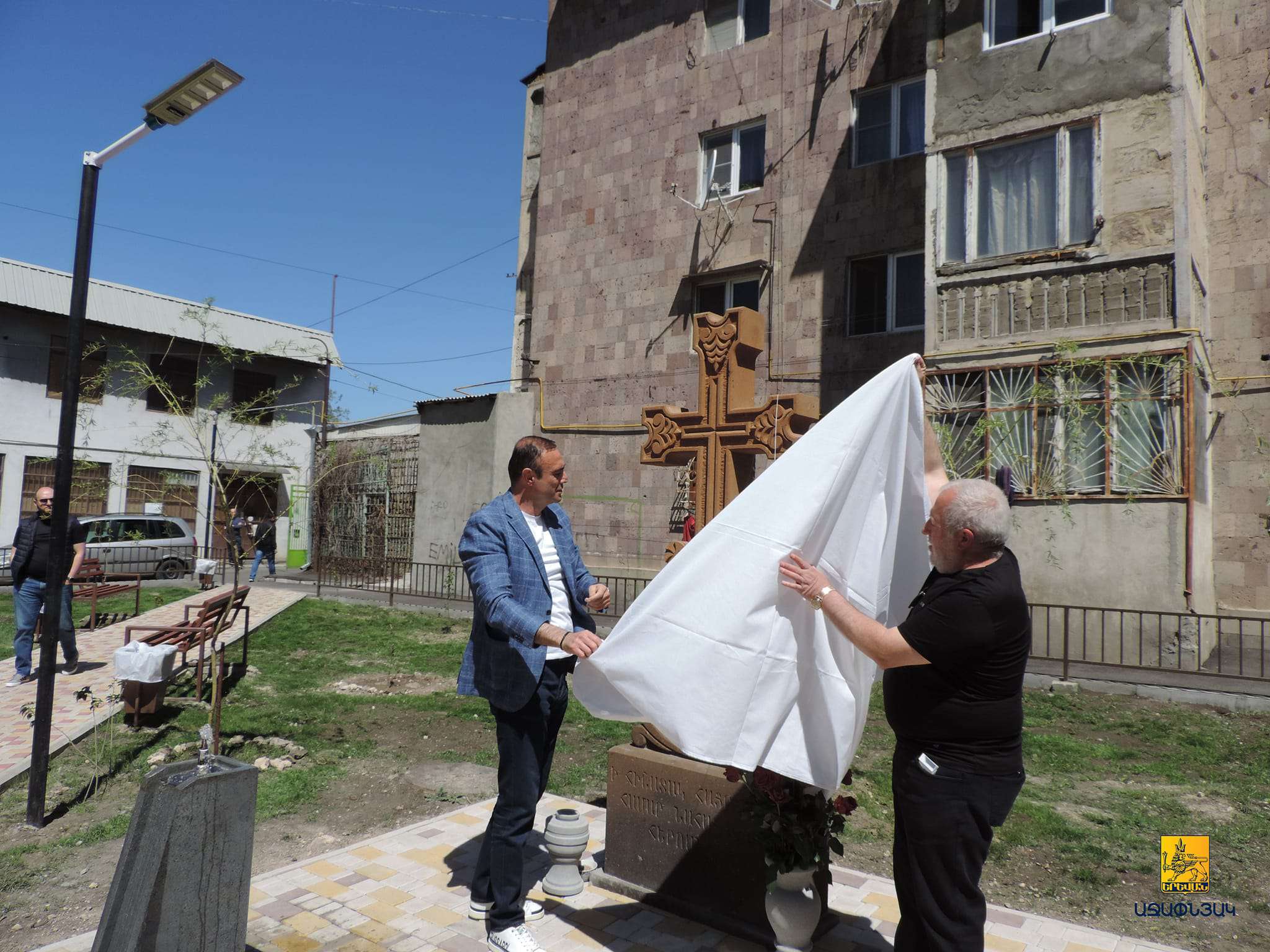 Աջափնյակում տեղի է ունեցել նահատակված հերոսներին նվիրված խաչքարի բացման արարողություն