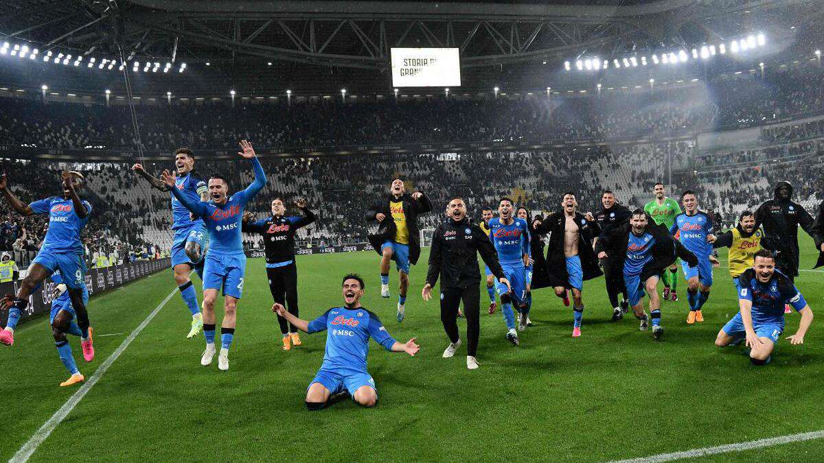 Napoli is declared champion for the first time after Maradona (VIDEO)