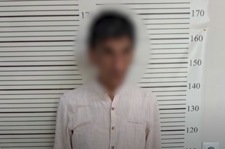 Внутри тела мужчины на армяно-иранской границе были обнаружены пакеты с наркотиками,  он был арестован.