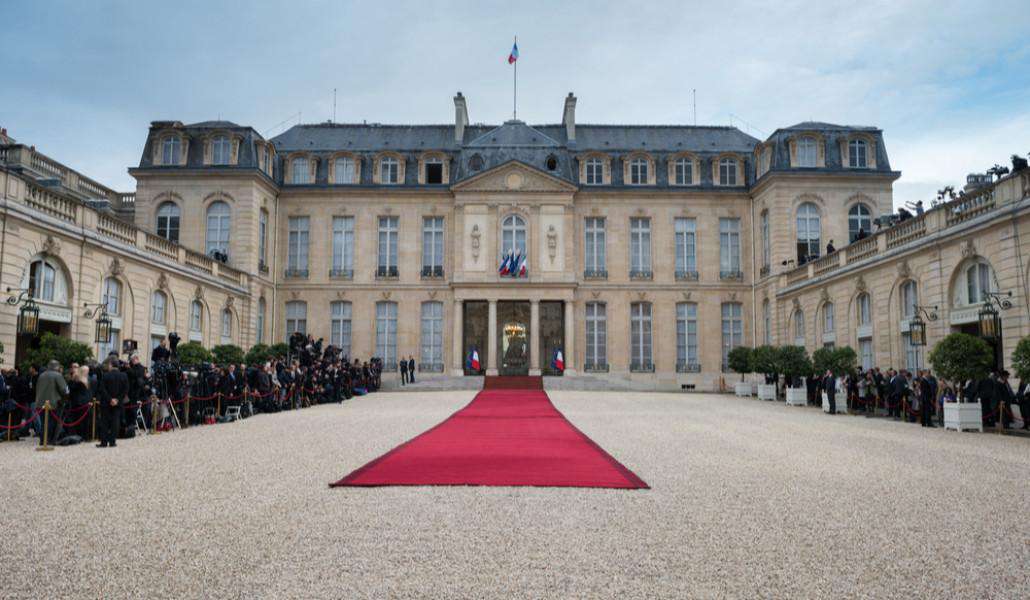 Инаугурация Макрона пройдет в Елисейском дворце