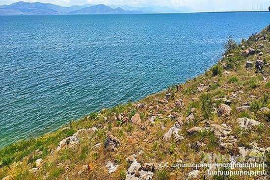 Սևանա լճում վերսկսվել են երկու քաղաքացու որոնողական աշխատանքները