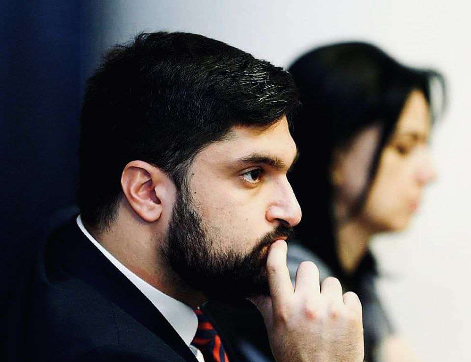 Սեյրան Օհանյանը Շուշիից առանց նախազգուշացնելու հեռացավ՝ ինձ ու զինվորներին թողնելով միայնակ, առանց կապ ու շրջափակված թշնամու զորքերով. Սերժ-Վարագ Սիսեռյան
