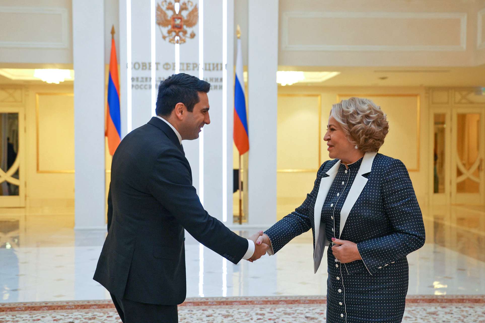 Մատվիենկոն այսօր կժամանի Հայաստան. «Ժողովուրդ»