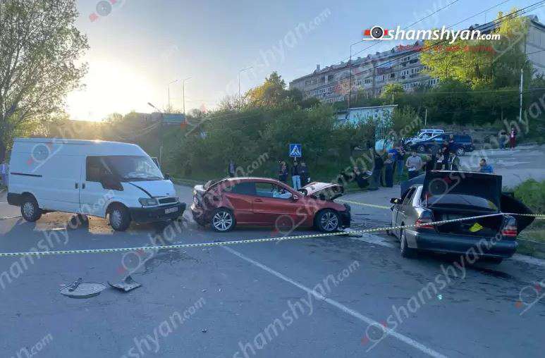 Խոշոր ավտովթար՝ Վանաձորում․ կա 11 վիրավոր