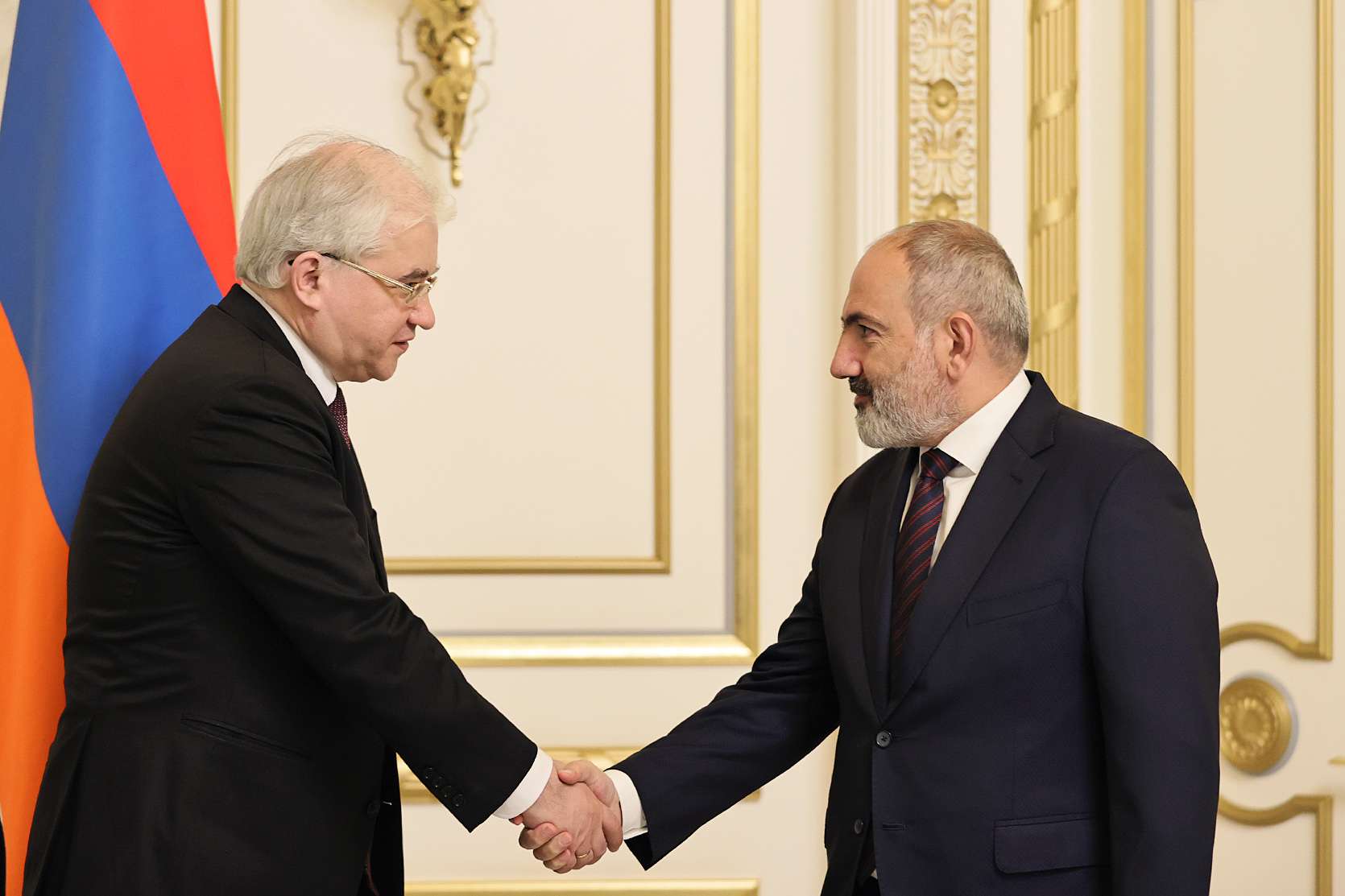 Премьер-министр принял российского сопредседателя Минской группы ОБСЕ