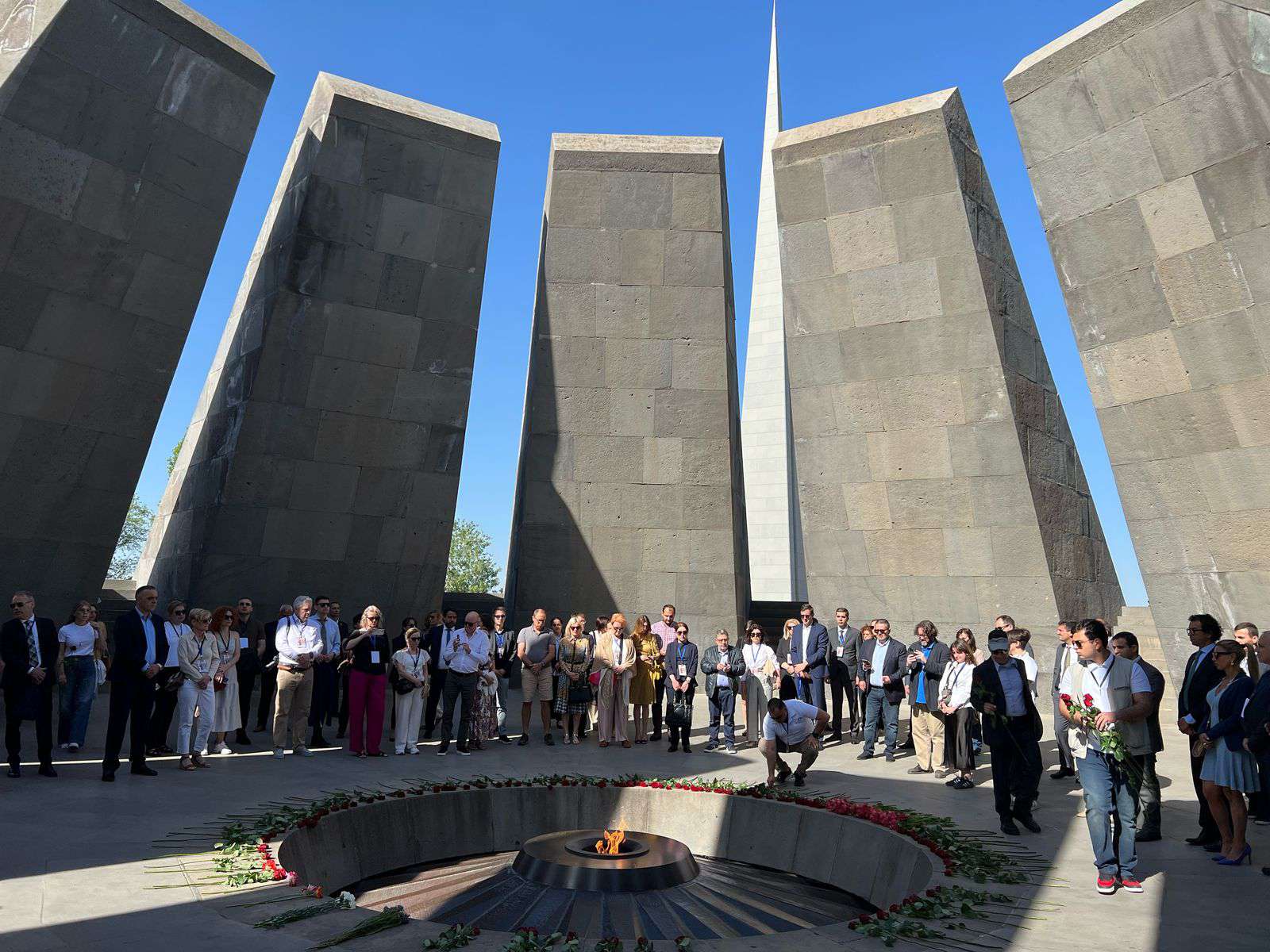 Члены Европейской ассоциации судей посетили Мемориальный комплекс Геноцида армян
