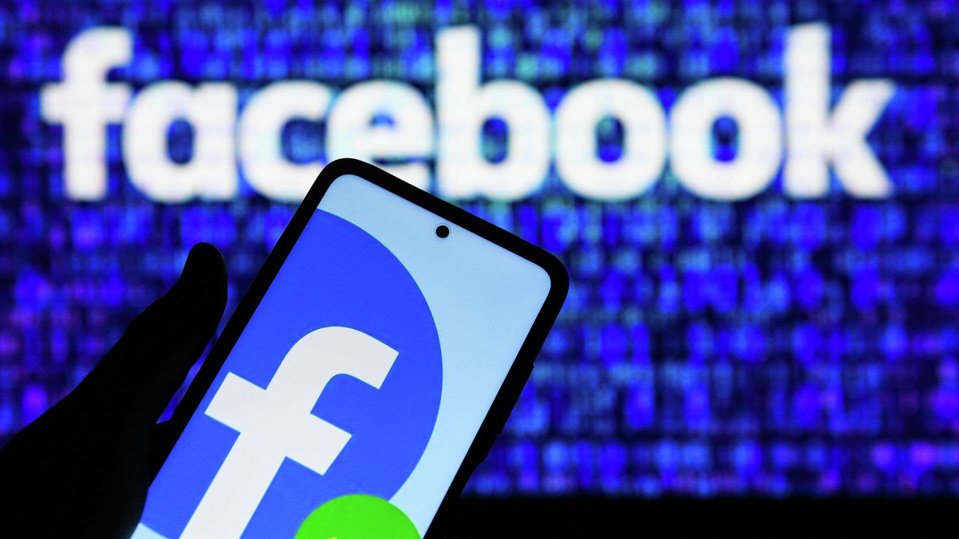 Медиаэксперт представил, что происходит с Facebook