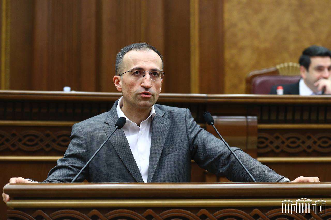 «Հայաստան» խմբակցությունը Քոչարյանների համար ծառայում է որպես պոլի շոր». Թորոսյան (ՏԵՍԱՆՅՈՒԹ)