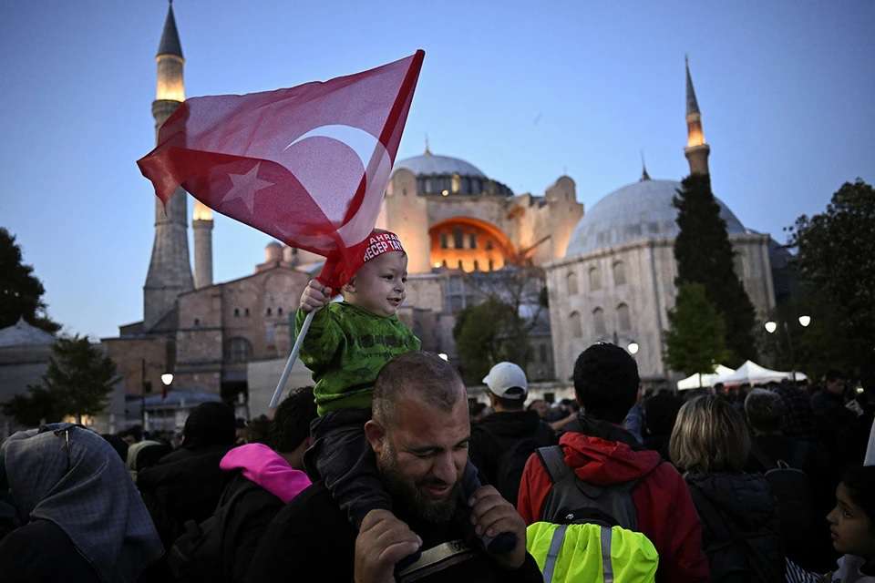 In Turkey, 98.3% of the ballots were processed