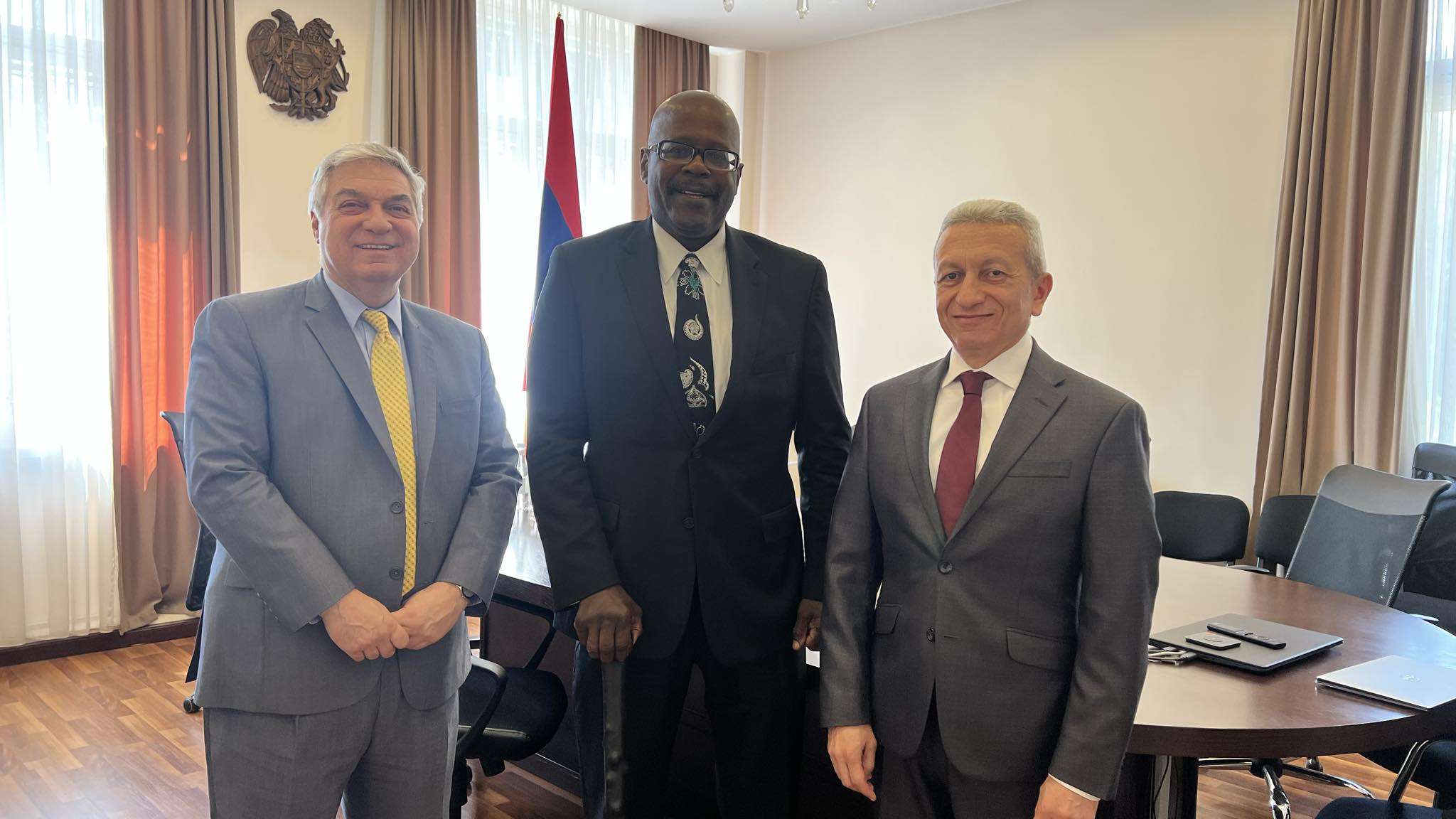 The US government supports the development of Armenia's state institutions