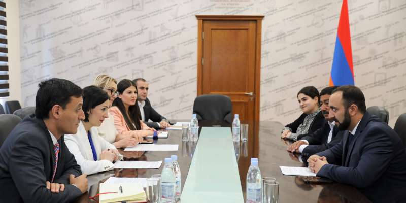 Նախատեսվում է հիմնել Եզդիերենի ուսուցման ամբիոն